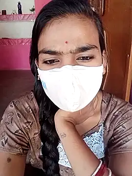 Snapshot of Sharmili_xx chatting on September 2025 06:17:01 AM Sharmili xx online show from September 2025 06:17:01 AM