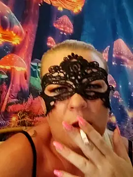 Snapshot of MiriandZacki chatting on September 2025 05:12:02 PM MiriandZacki online show from September 2025 05:12:02 PM