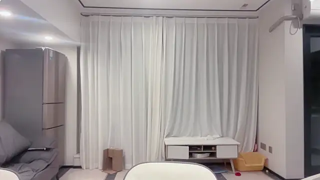 ZhaoZhao-ZM online show from September 2025 12:29:01 PM