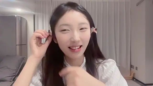 ZhaoZhao-ZM online show from September 2025 01:24:02 PM