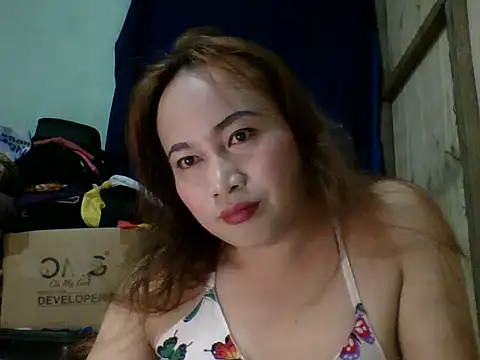 Snapshot of Maxine_fox chatting on November 2025 02:27:01 PM Maxine fox online show from November 2025 02:27:01 PM