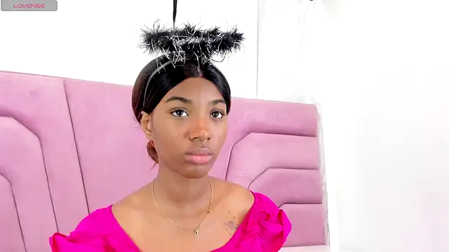 Snapshot of MarianRosse chatting on October 2025 07:36:02 PM MarianRosse online show from October 2025 07:36:02 PM