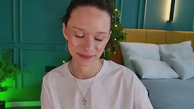 daily glam online show from September 2025 12:41:01 PM