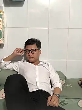 Snapshot of datnguyenvn chatting on February 2026 05:39:01 AM datnguyenvn online show from February 2026 05:39:01 AM