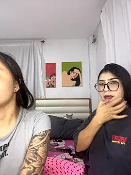 Snapshot of Sweet_and_Rous0 chatting on September 2025 02:57:01 AM Sweet and Rous0 online show from September 2025 02:57:01 AM