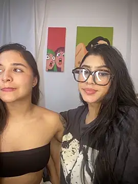 Snapshot of Sweet_and_Rous0 chatting on October 2025 05:17:02 AM Sweet and Rous0 online show from October 2025 05:17:02 AM