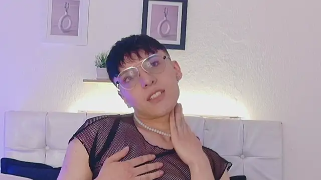 Snapshot of Breidyhard chatting on September 2025 03:50:02 AM Breidyhard online show from September 2025 03:50:02 AM