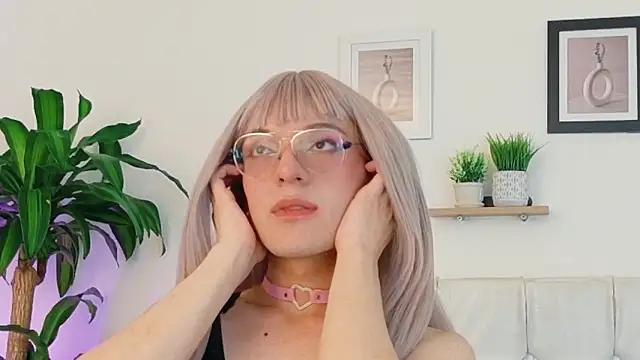 Snapshot of Breidyhard chatting on October 2025 04:29:01 AM Breidyhard online show from October 2025 04:29:01 AM