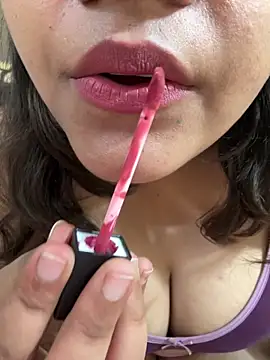 Snapshot of Sexiest_Nataliya chatting on March 2026 06:17:02 AM Sexiest Nataliya online show from March 2026 06:17:02 AM