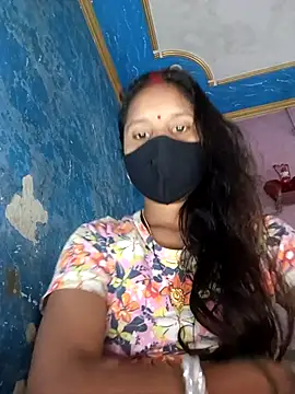 Komal-Rajput online show from November 2025 08:17:01 AM