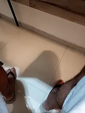 Gallo001 online show from December 2025 11:17:01 AM