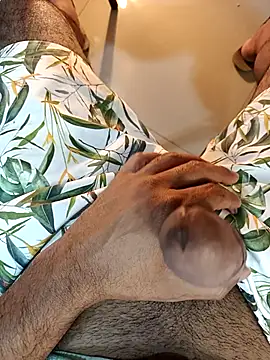 Gallo001 online show from December 2025 01:14:01 AM