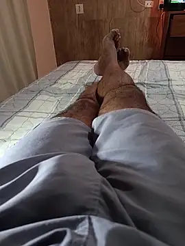 Snapshot of Gallo001 chatting on April 2026 03:31:01 AM Gallo001 online show from April 2026 03:31:01 AM