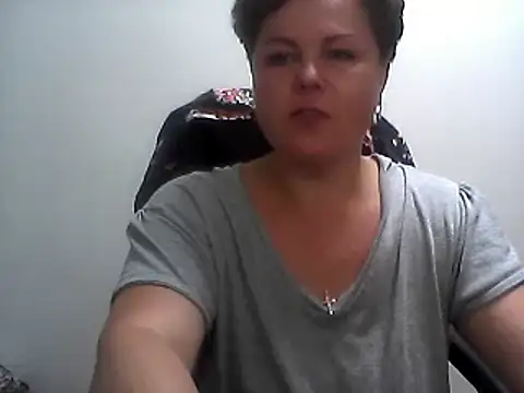 EllaLove2277 online show from September 2025 06:43:02 PM