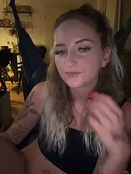 Lyra XX online show from July 2026 08:19:01 PM