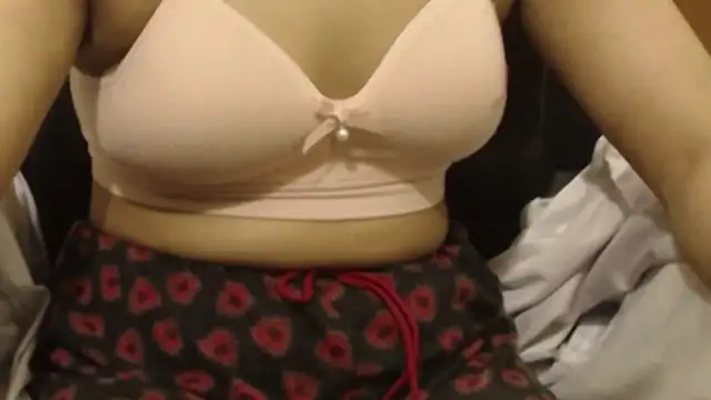 erotic indiancam online show from March 2026 02:55:01 PM