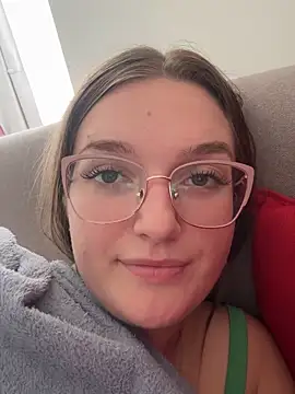 Snapshot of Bellatrisssaa chatting on September 2025 08:25:02 AM Bellatrisssaa online show from September 2025 08:25:02 AM