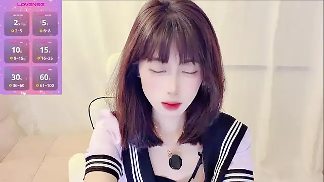 yuanbao a online show from February 2026 12:03:01 PM