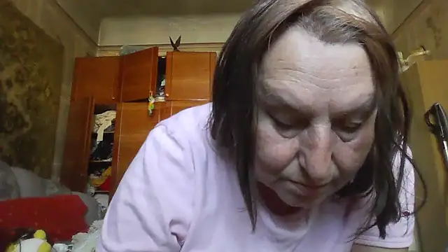 Snapshot of AnnaLive570 chatting on October 2025 09:59:01 AM AnnaLive570 online show from October 2025 09:59:01 AM