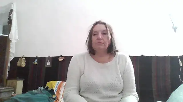 AnnaLive570 online show from April 2026 01:53:01 PM