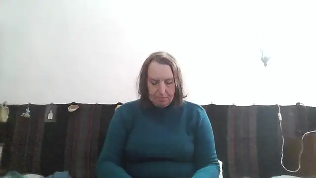 AnnaLive570 online show from April 2026 01:05:02 PM