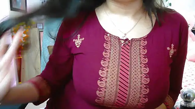 Snapshot of WildDimpi_0 chatting on March 2026 04:28:02 PM WildDimpi 0 online show from March 2026 04:28:02 PM