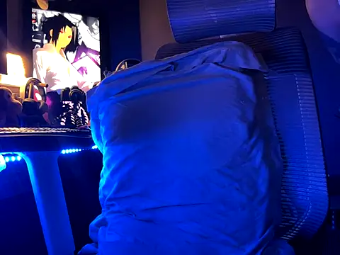 Snapshot of THEDICKBOY17 chatting on September 2025 09:37:01 PM THEDICKBOY17 online show from September 2025 09:37:01 PM