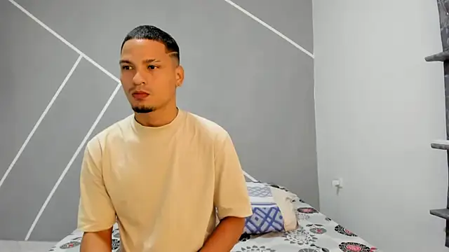 Sexy777Couple online show from February 2026 01:13:02 AM