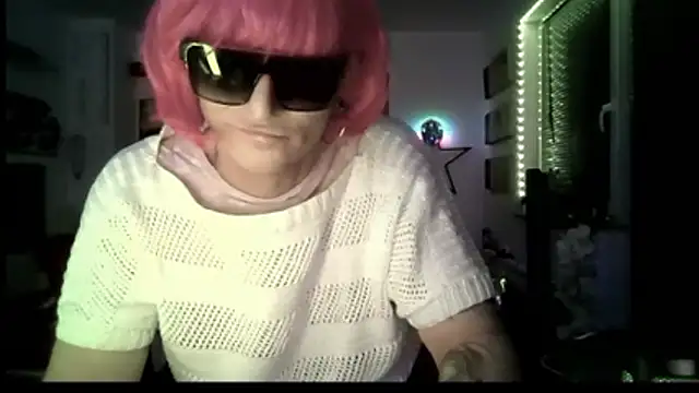 hellgirl1980 online show from April 2026 11:29:02 PM
