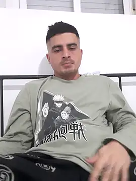 Snapshot of Andr3s69xxx chatting on February 2026 11:30:02 PM Andr3s69xxx online show from February 2026 11:30:02 PM