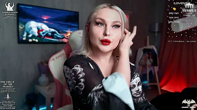 Wounded Goddess  online show from November 2025 03:12:02 PM