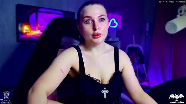 Wounded Goddess  online show from January 2026 07:58:02 AM