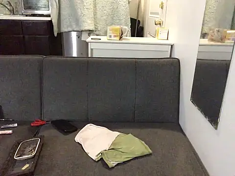 littyleesh1 online show from October 2025 05:30:01 AM