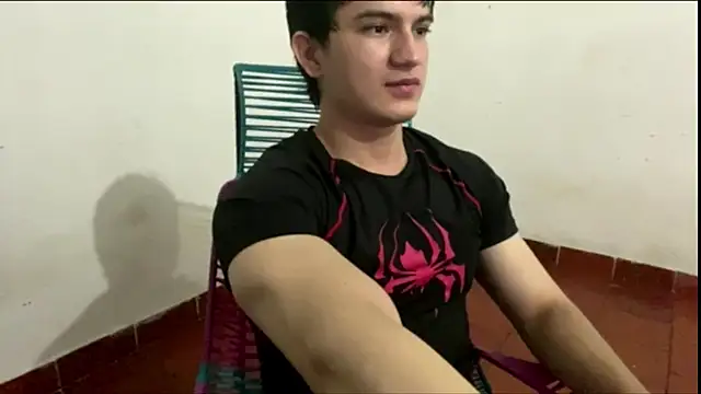 ErickWalton online show from October 2025 04:42:01 AM