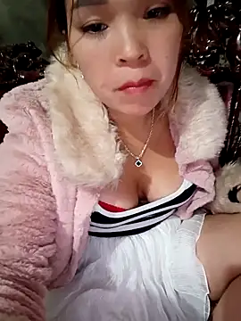 Snapshot of keobong-00 chatting on November 2025 12:44:02 PM keobong-00 online show from November 2025 12:44:02 PM