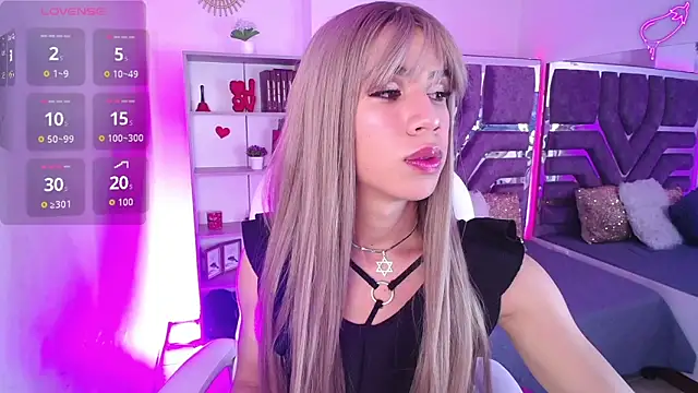 Snapshot of Eva_Walker_ chatting on September 2025 12:44:02 AM Eva Walker online show from September 2025 12:44:02 AM