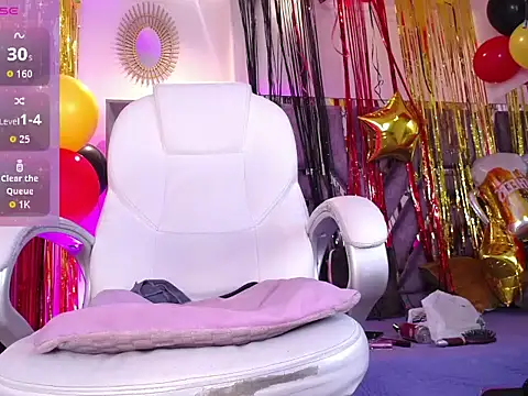 Snapshot of Eva_Walker_ chatting on September 2025 06:11:02 PM Eva Walker online show from September 2025 06:11:02 PM