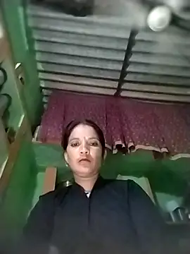 Monika cut online show from October 2025 06:36:01 PM