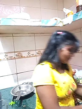 Snapshot of Rashmi_Pathak chatting on October 2025 02:31:01 AM Rashmi Pathak online show from October 2025 02:31:01 AM