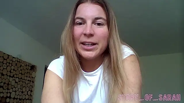 Snapshot of story_of_sarah chatting on October 2025 09:24:01 AM story of sarah online show from October 2025 09:24:01 AM