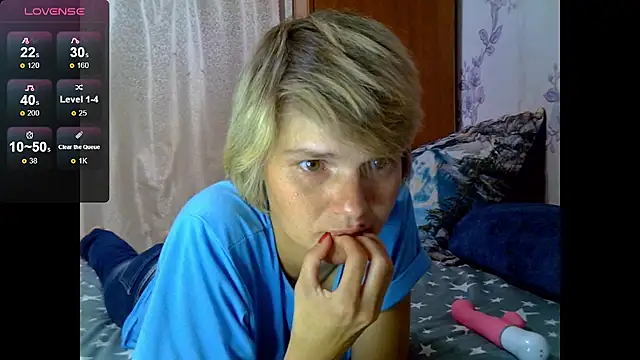 Snapshot of SaraSnow_ chatting on September 2025 05:57:02 PM SaraSnow online show from September 2025 05:57:02 PM