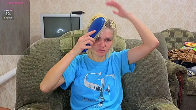 Snapshot of SaraSnow_ chatting on December 2025 06:35:02 PM SaraSnow online show from December 2025 06:35:02 PM