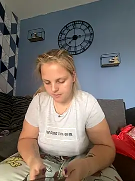 Dolliejayxx online show from October 2025 11:20:02 AM