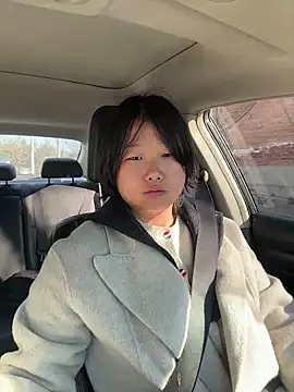 Snapshot of Fengbaby-555 chatting on March 2026 01:11:01 AM Fengbaby-555 online show from March 2026 01:11:01 AM