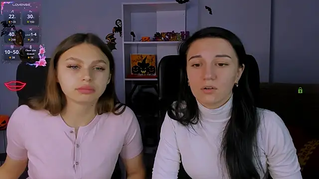 lia sunset online show from October 2025 07:14:02 PM