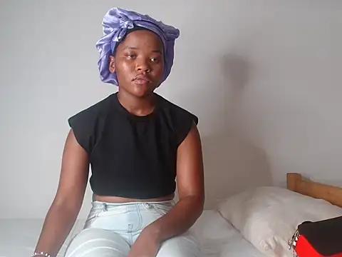 Snapshot of AshleyT255 chatting on September 2025 09:09:01 AM AshleyT255 online show from September 2025 09:09:01 AM