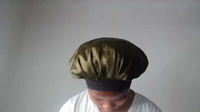 Snapshot of AshleyT255 chatting on October 2025 07:11:01 PM AshleyT255 online show from October 2025 07:11:01 PM