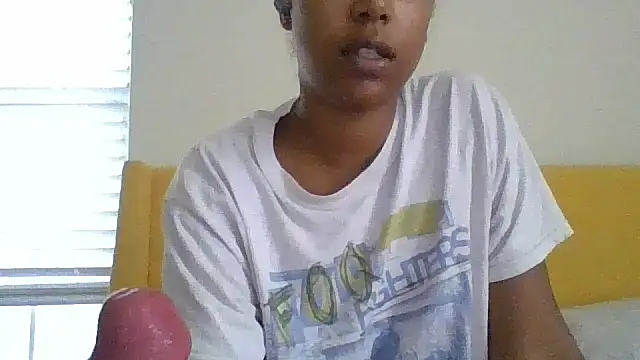 Snapshot of jottijade chatting on October 2025 12:33:01 PM jottijade online show from October 2025 12:33:01 PM