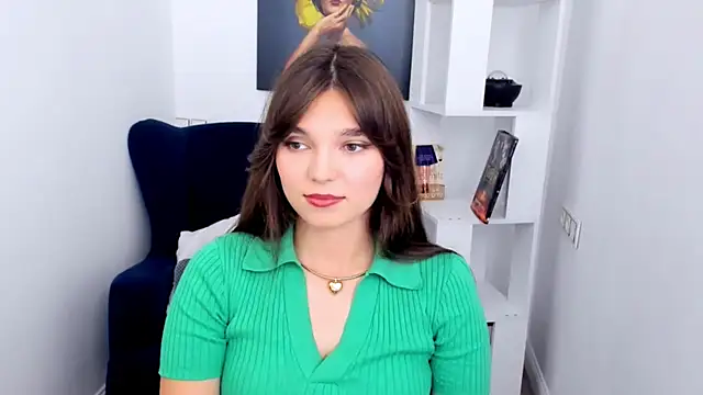 DivineAmour online show from September 2025 09:11:01 AM