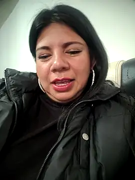 Snapshot of kinky_momm chatting on February 2026 03:09:01 PM kinky momm online show from February 2026 03:09:01 PM